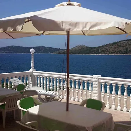 Seafront * Grebaštica