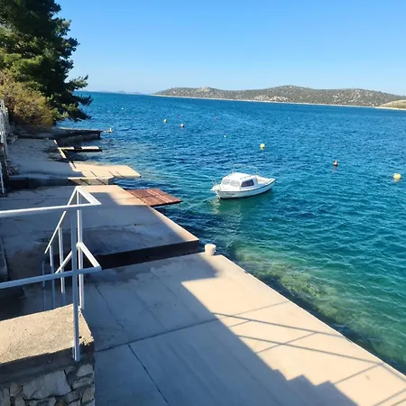 Seafront * Grebaštica